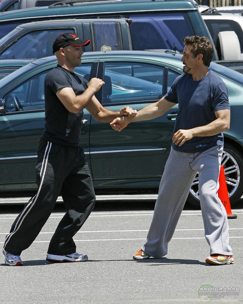 Illustration for article titled Tony Stark Makes A New Friend In Iron Man 2 Set Photos. Plus Doctor Who Regeneration Hints!